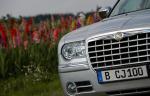 Chrysler 300C 2005 года